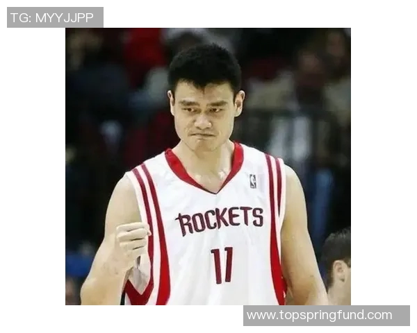 姚明真身照片揭秘篮球巨星的真实面貌与生活背后的故事