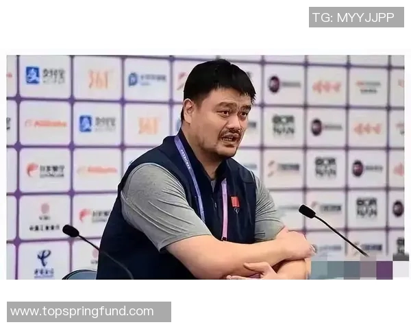 姚明退役令人惋惜他为中国篮球的辉煌贡献不可磨灭 姚明退役令人惋惜他为中国篮球的辉煌贡献不可磨灭