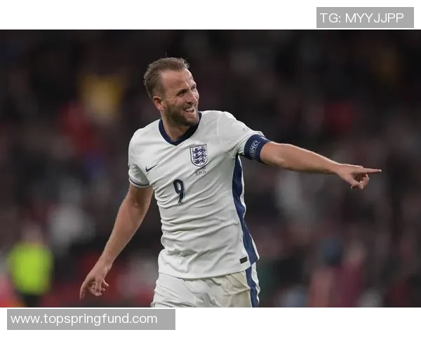 芬兰足球明星风采展示与精彩瞬间回顾 芬兰足球明星风采展示与精彩瞬间回顾